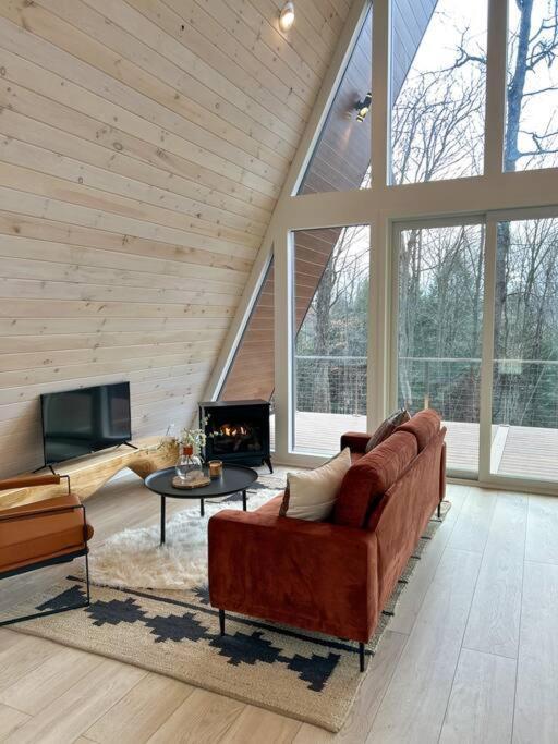 Fox Ridge-Black Alder Lodging Logan Exterior foto